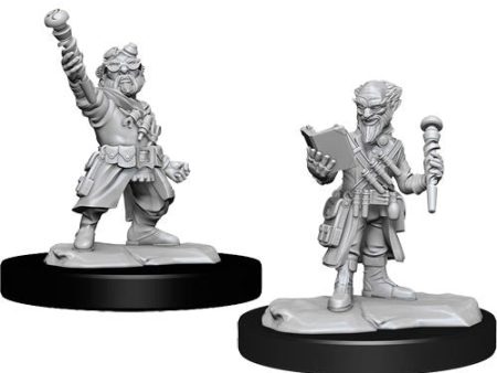 Nolzur s Marvelous Miniatures - W14 Male Gnome Artificer Supply